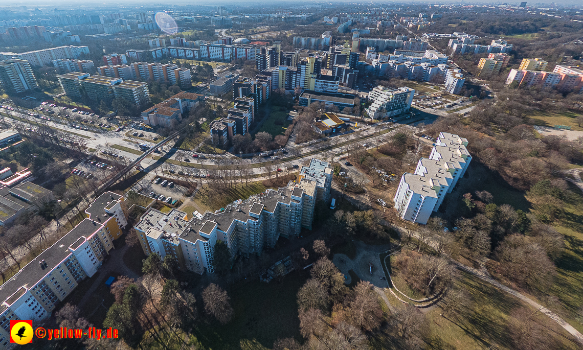 15.02.2023 - Marx-Zentrum und Karl-Marx-Ring mit Umgebung in Neuperlach
